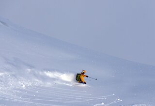 Ski fahren auf der Off-Piste